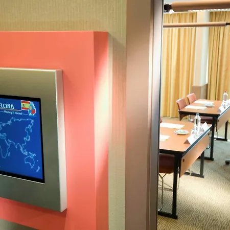 Novotel Brussels Airport Hotell 3*