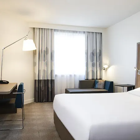 Novotel Brussels Airport Hotel 3*